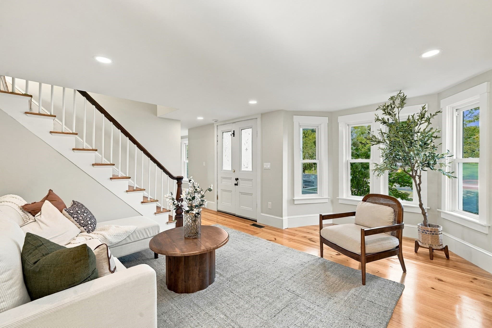 Single Family Residence at 6 Foster St, Littleton MA 01460, Littleton, photo 4 of 42