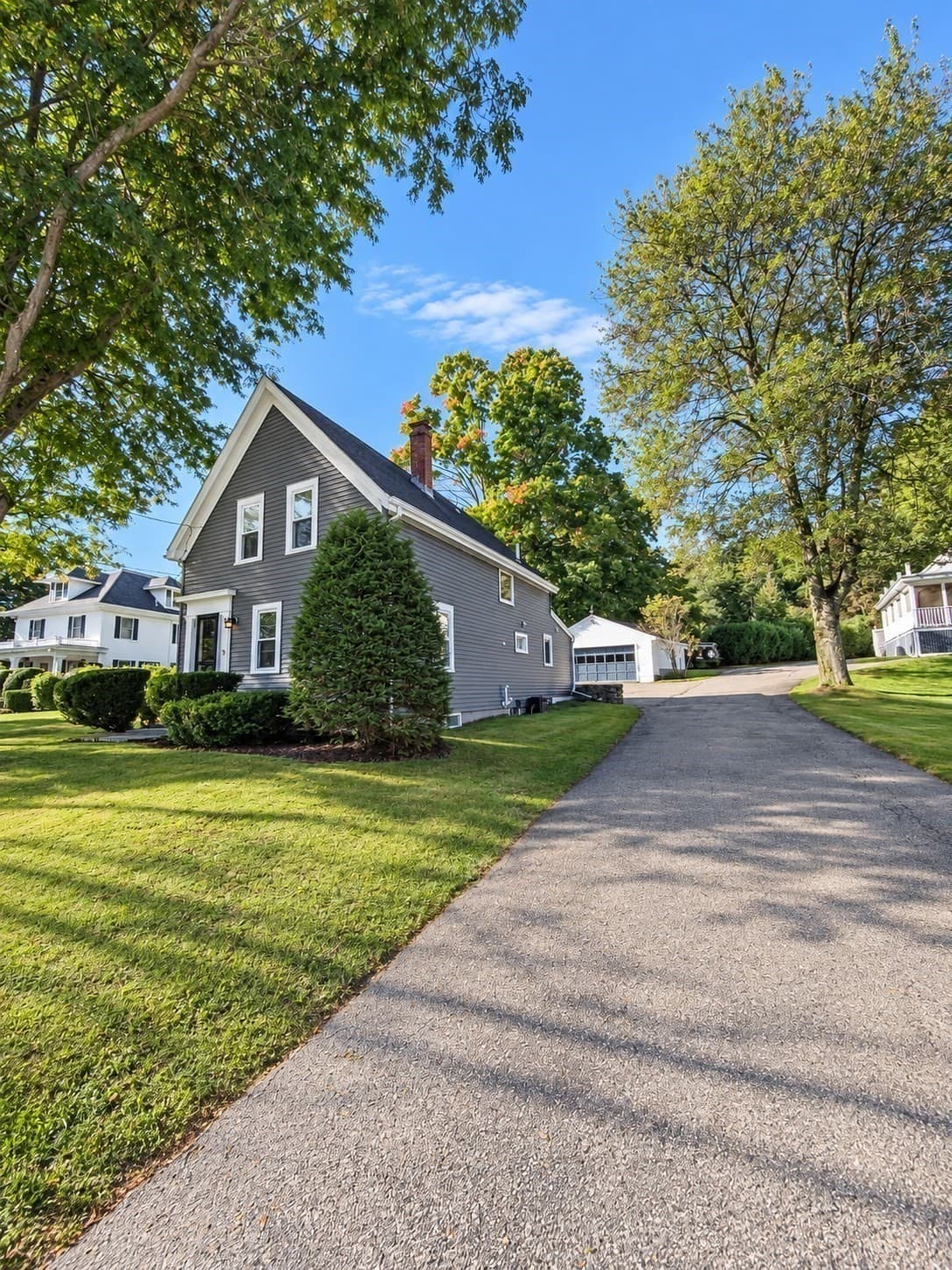 54 Whitehall Rd, Amesbury MA 01913