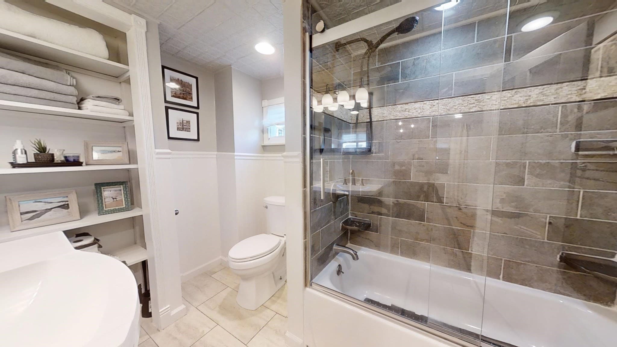 Single Family Residence at 54 Whitehall Rd, Amesbury MA 01913, Amesbury, photo 11 of 42