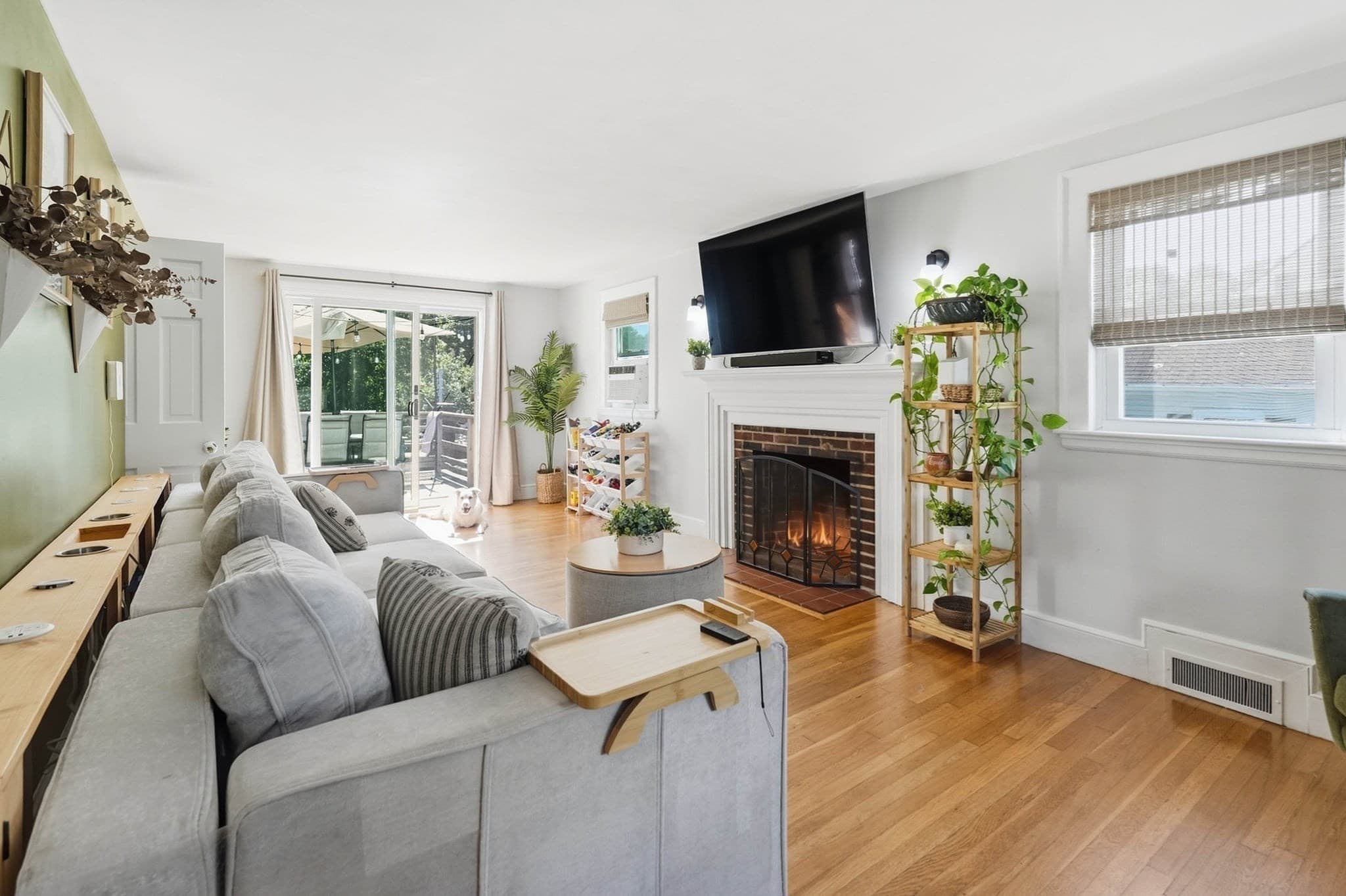 Single Family Residence at 300 Parkland Ave, Lynn MA 01905, Lynn, photo 5 of 37