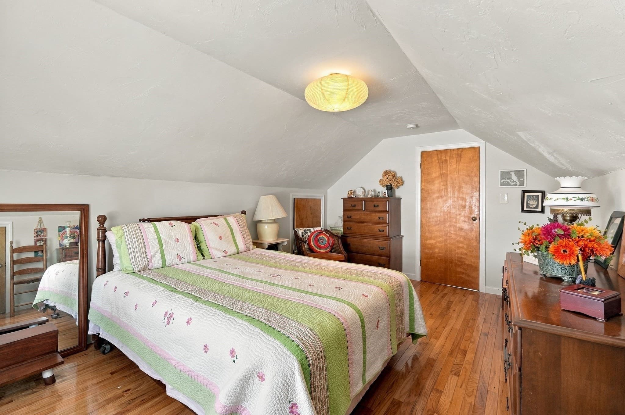 Single Family Residence at 25 Bellevue St, New Bedford MA 02744, New Bedford, photo 21 of 34