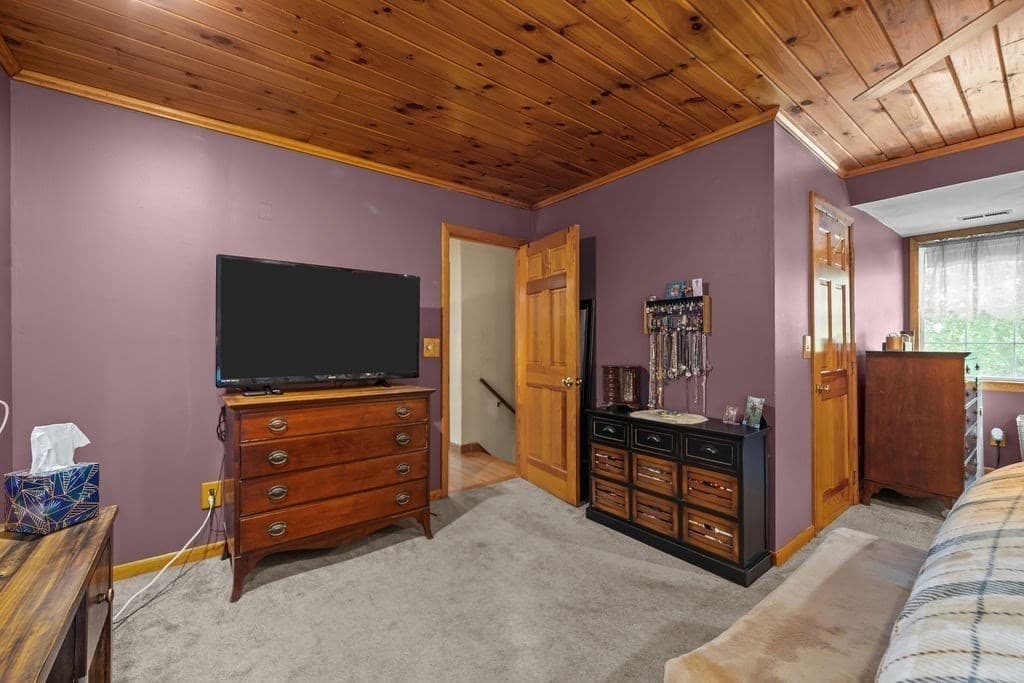 Single Family Residence at 133 Killiney Woods, Millville MA 01529, Millville, photo 29 of 40