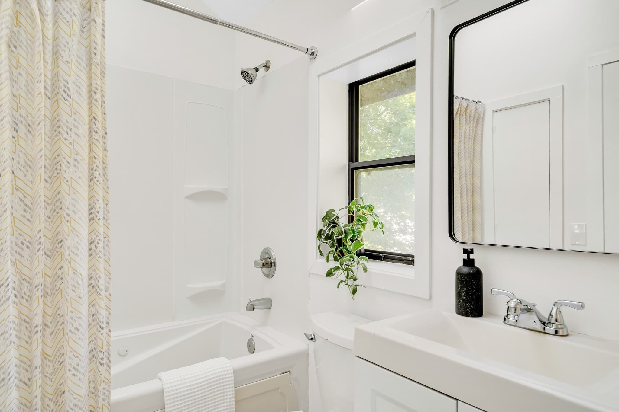 Condominium at 47-15 Cogswell Ave # 15, Cambridge MA 02140, Cambridge, photo 18 of 29