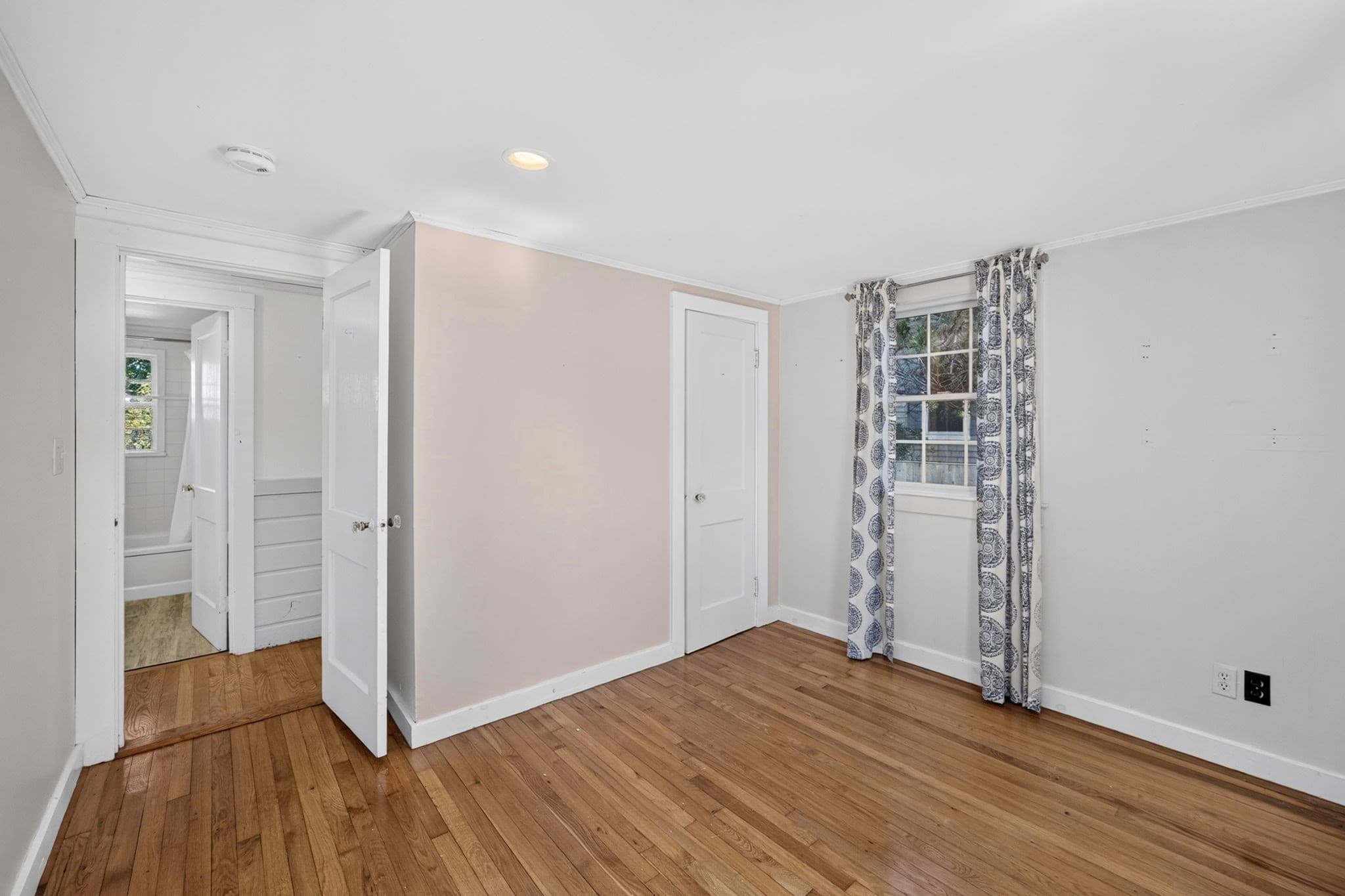 Single Family Residence at 14 Nickerson Street, Falmouth MA 02536, Falmouth, photo 25 of 42
