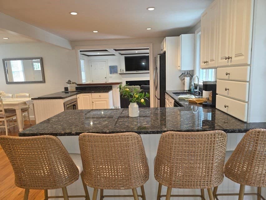 Single Family Residence at 55 Deerfield Rd, Barnstable MA 02655, Barnstable, photo 6 of 26