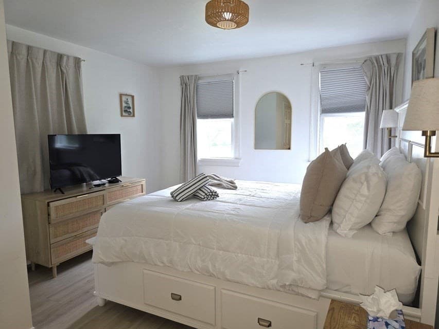 Single Family Residence at 55 Deerfield Rd, Barnstable MA 02655, Barnstable, photo 13 of 26