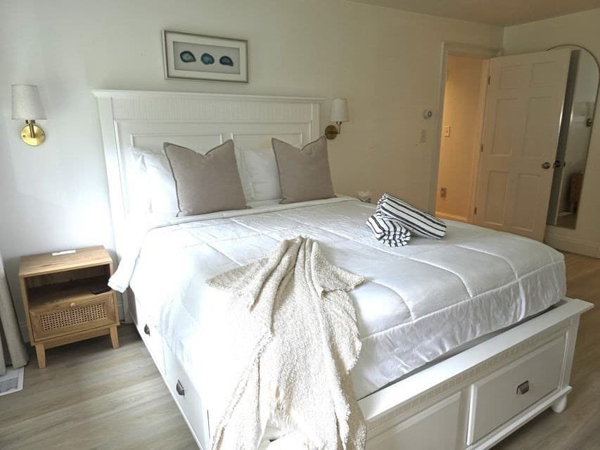 Single Family Residence at 55 Deerfield Rd, Barnstable MA 02655, Barnstable, photo 14 of 26