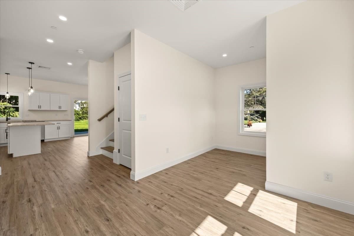 Condominium at 65 Wales Street # C, Taunton MA 02780, Taunton, photo 6 of 34