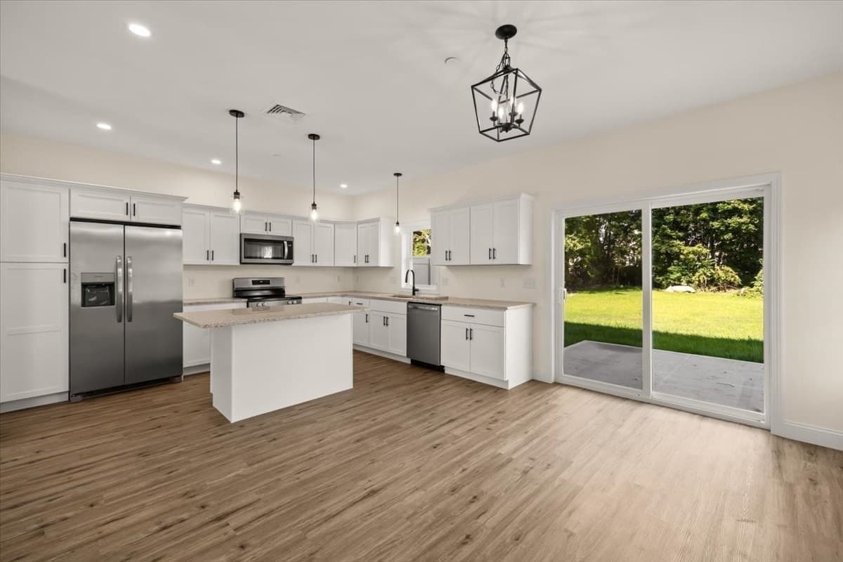 Condominium at 65 Wales Street # C, Taunton MA 02780, Taunton, photo 10 of 34