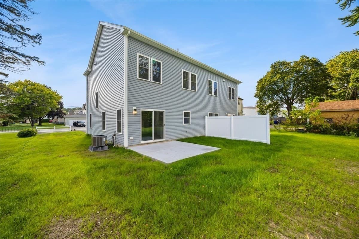 Condominium at 65 Wales Street # C, Taunton MA 02780, Taunton, photo 33 of 34