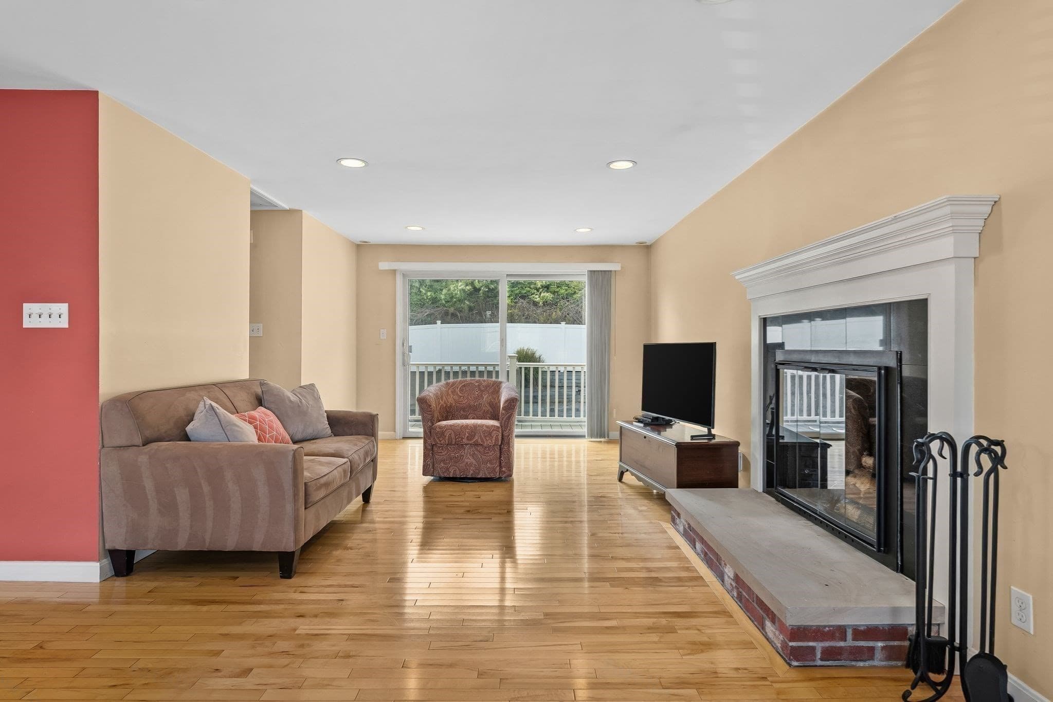 Single Family Residence at 411 Newport Road, Hull MA 02045, Hull, photo 13 of 40