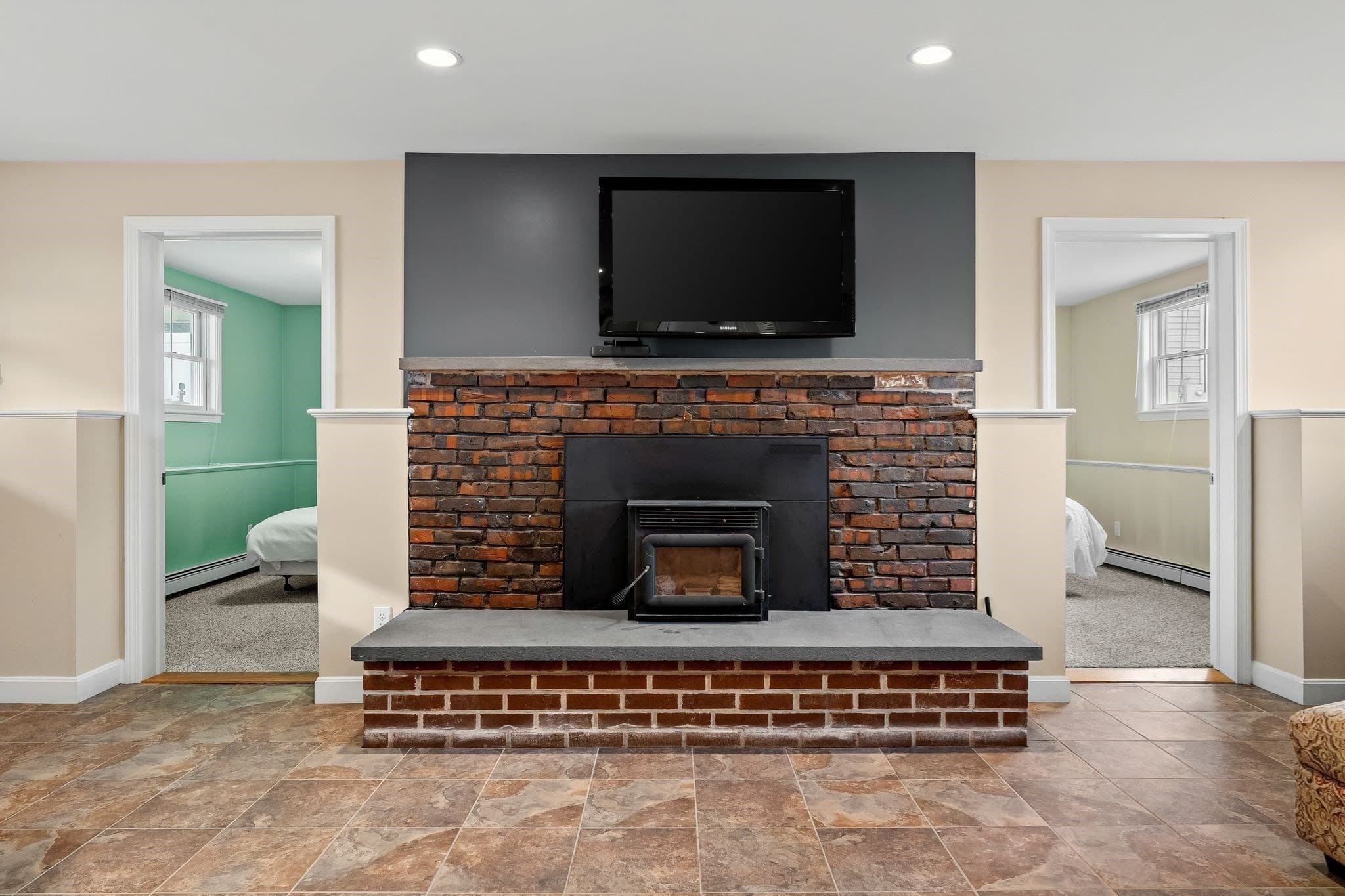 Single Family Residence at 411 Newport Road, Hull MA 02045, Hull, photo 21 of 40
