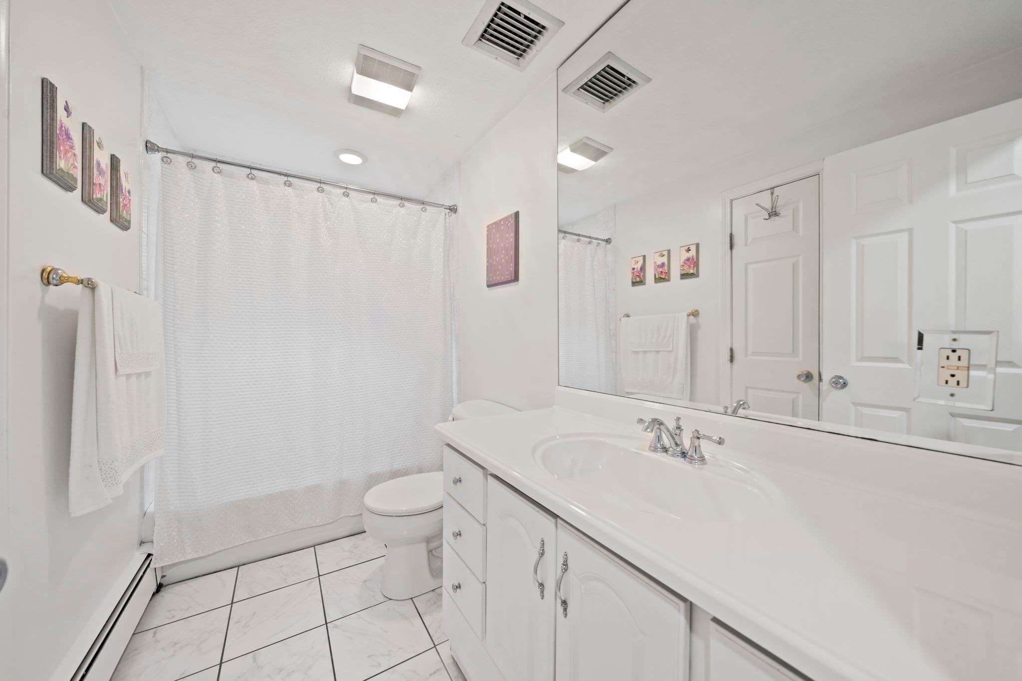 Single Family Residence at 113 New Haven St, Boston MA 02132, Boston, photo 11 of 39