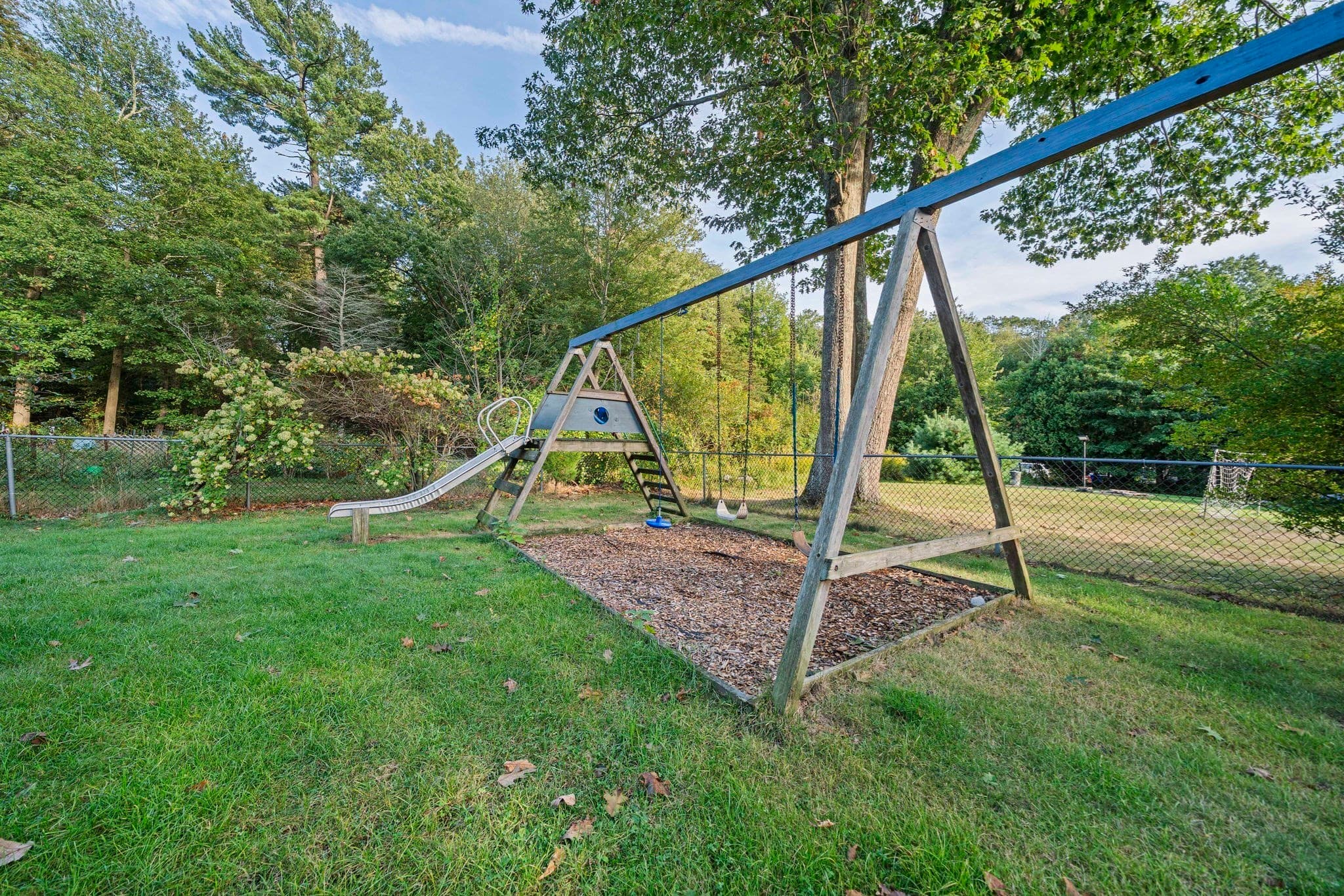 3 Family - 3 Units Up/Down at 305 South Franklin St, Holbrook MA 02343, photo 34 of 37