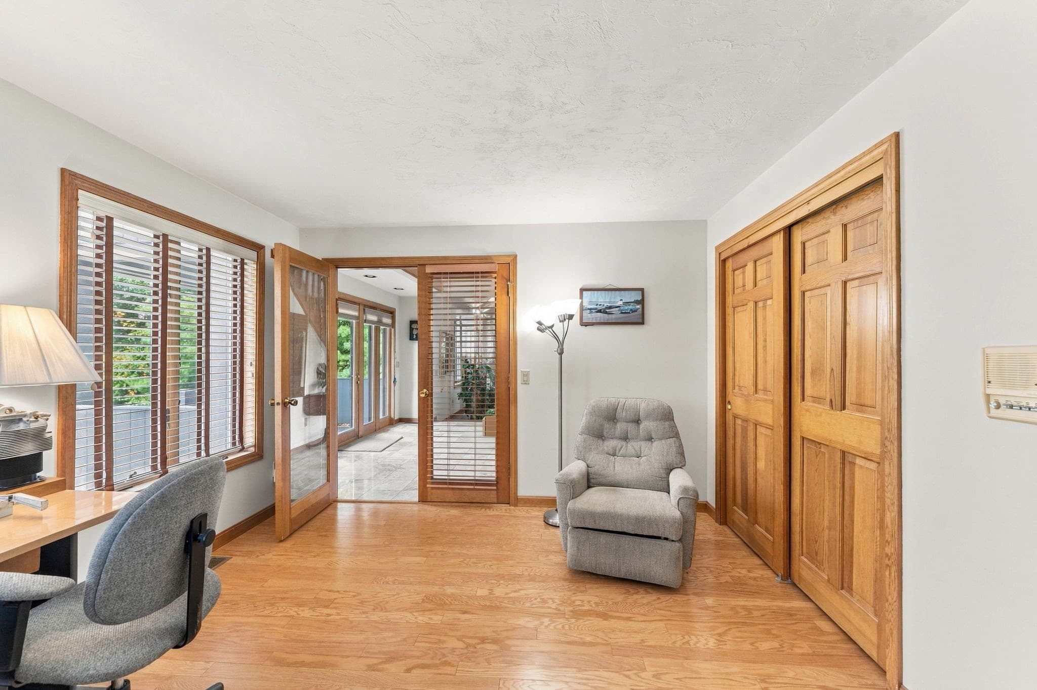 Single Family Residence at 48 Hickory Dr, Worcester MA 01609, Worcester, photo 18 of 42