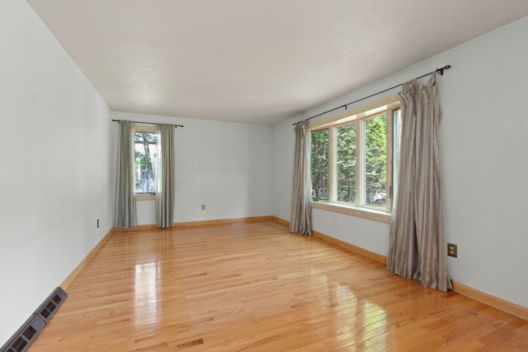 Single Family Residence at 109 Hampton Rd, Sharon MA 02067, Sharon, photo 24 of 30