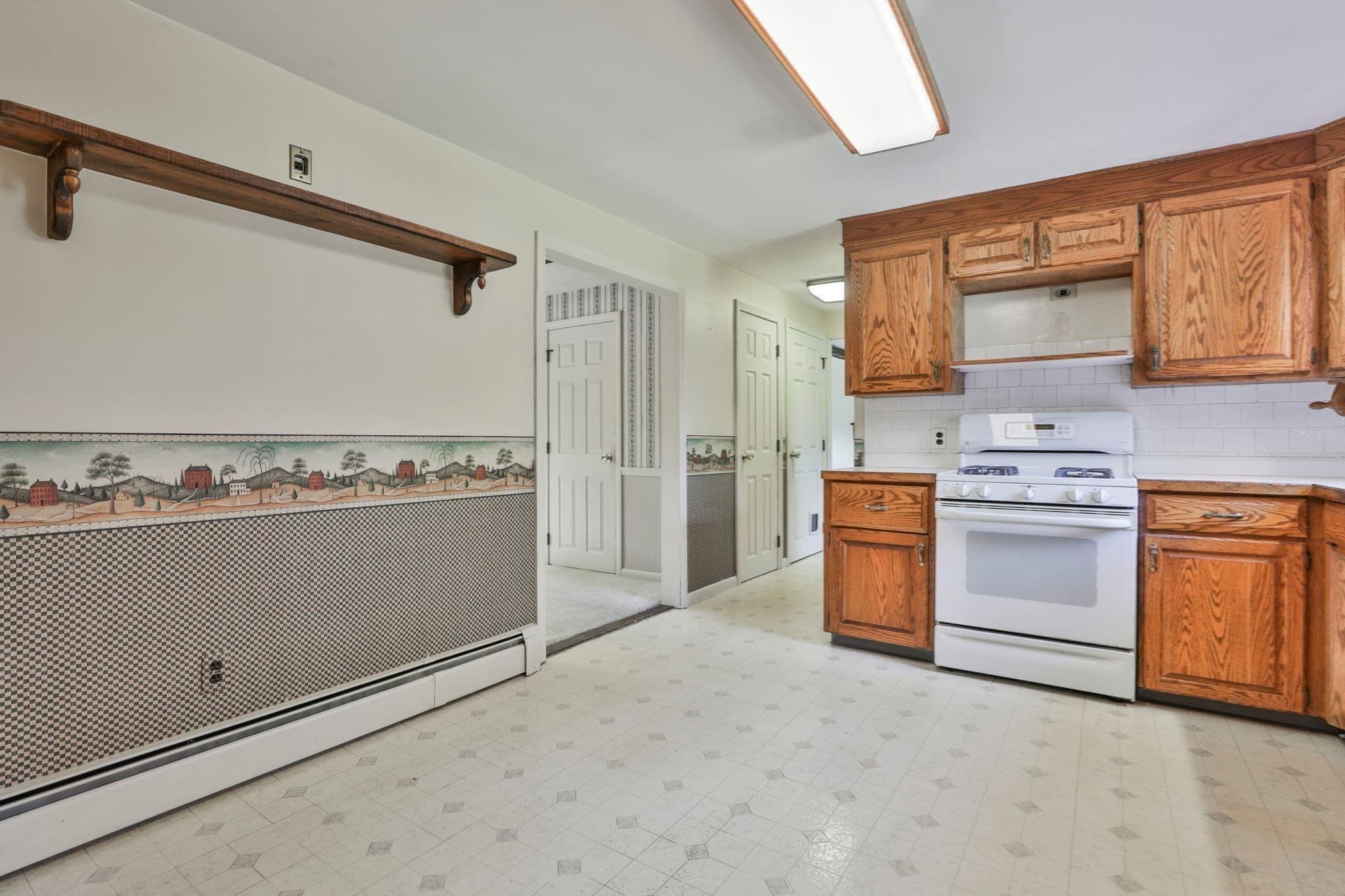 Single Family Residence at 45 Arakelian Drive, Billerica MA 01821, Billerica, photo 18 of 42