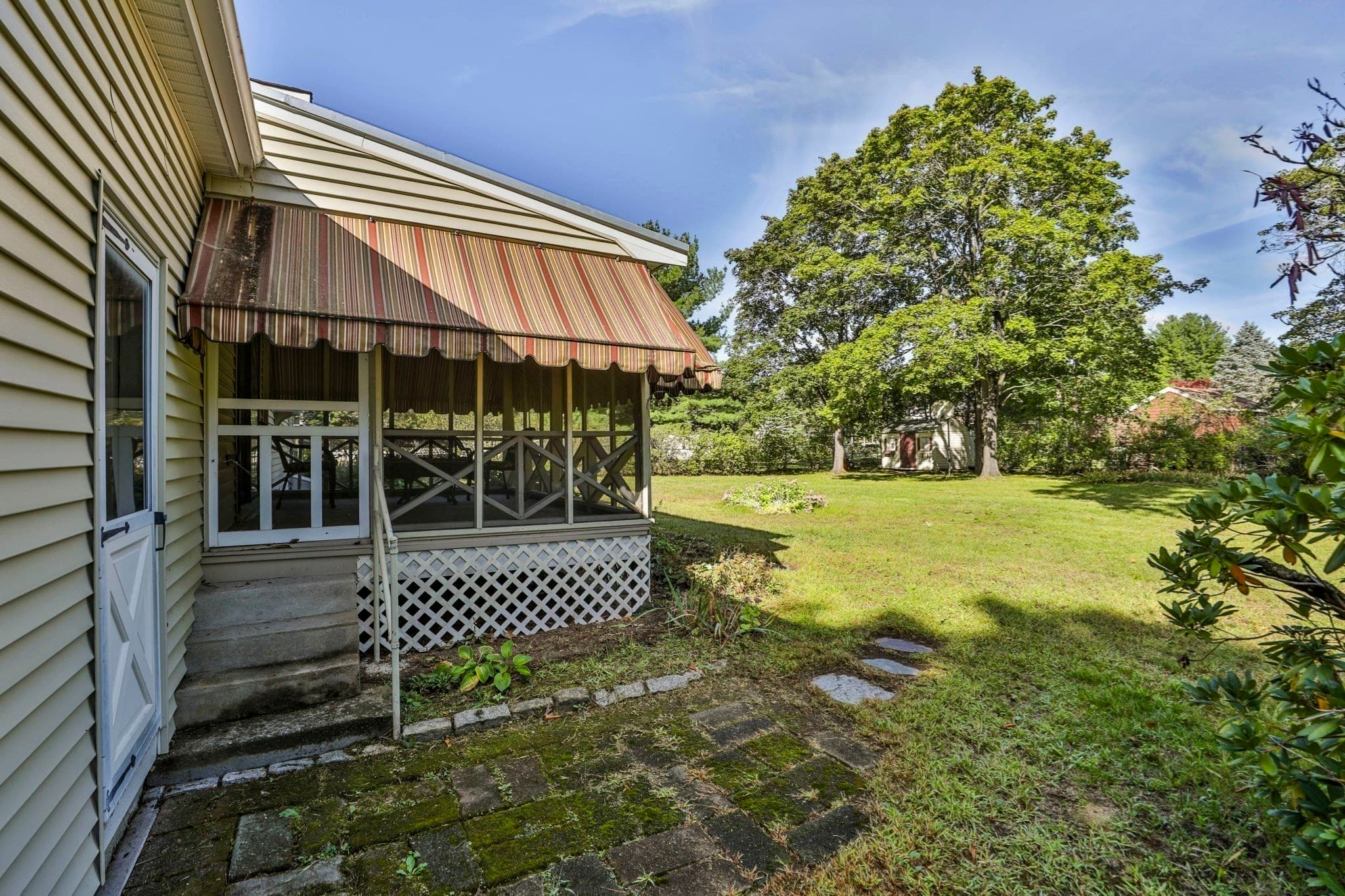 Single Family Residence at 45 Arakelian Drive, Billerica MA 01821, Billerica, photo 8 of 42