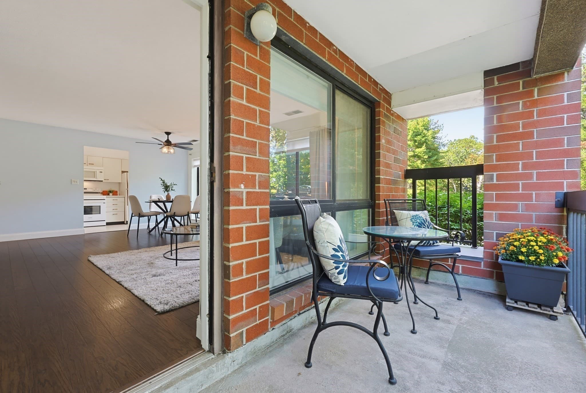 Condominium at 4 Summit Dr # 001, Reading MA 01867, Reading, photo 13 of 42