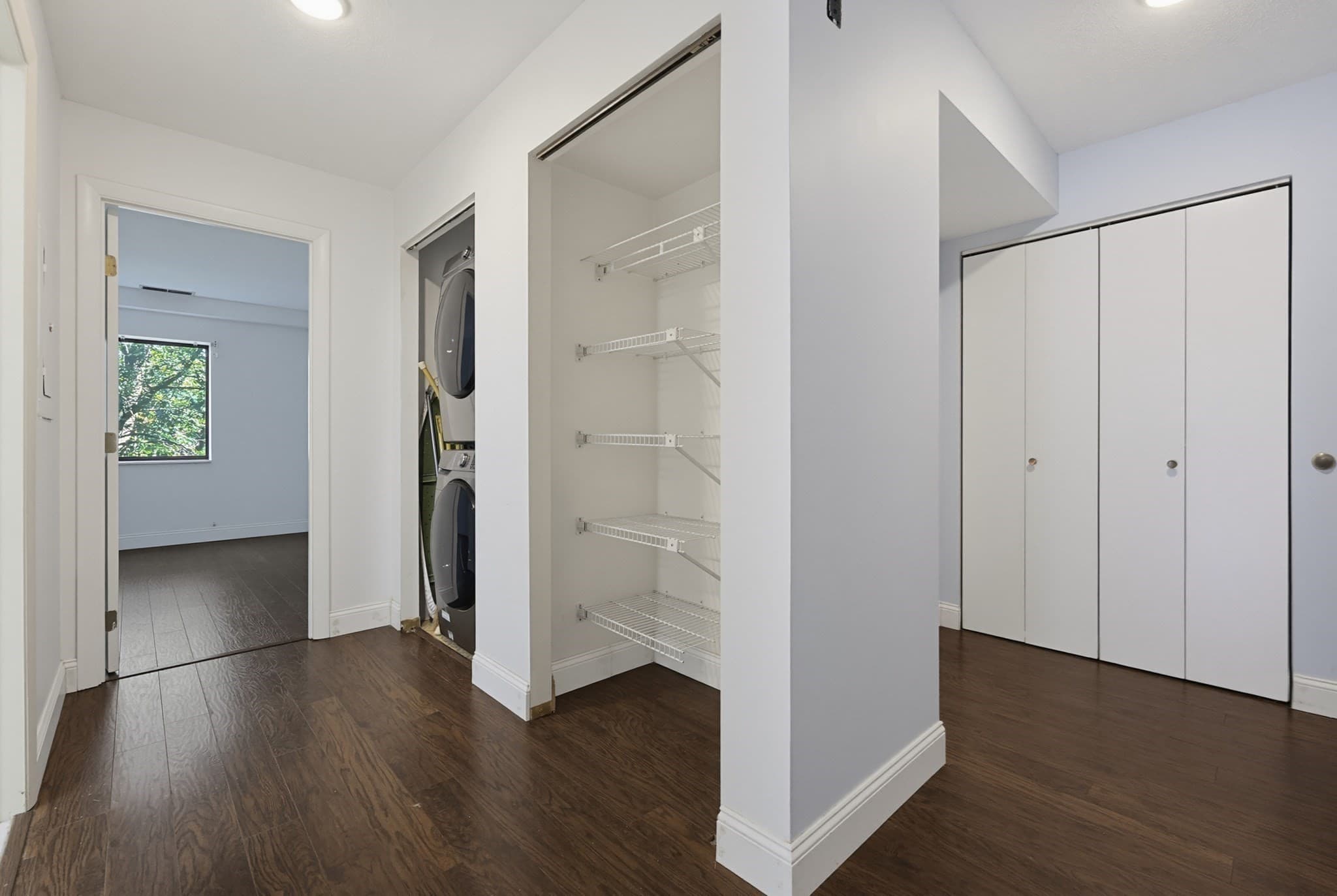 Condominium at 4 Summit Dr # 001, Reading MA 01867, Reading, photo 22 of 42