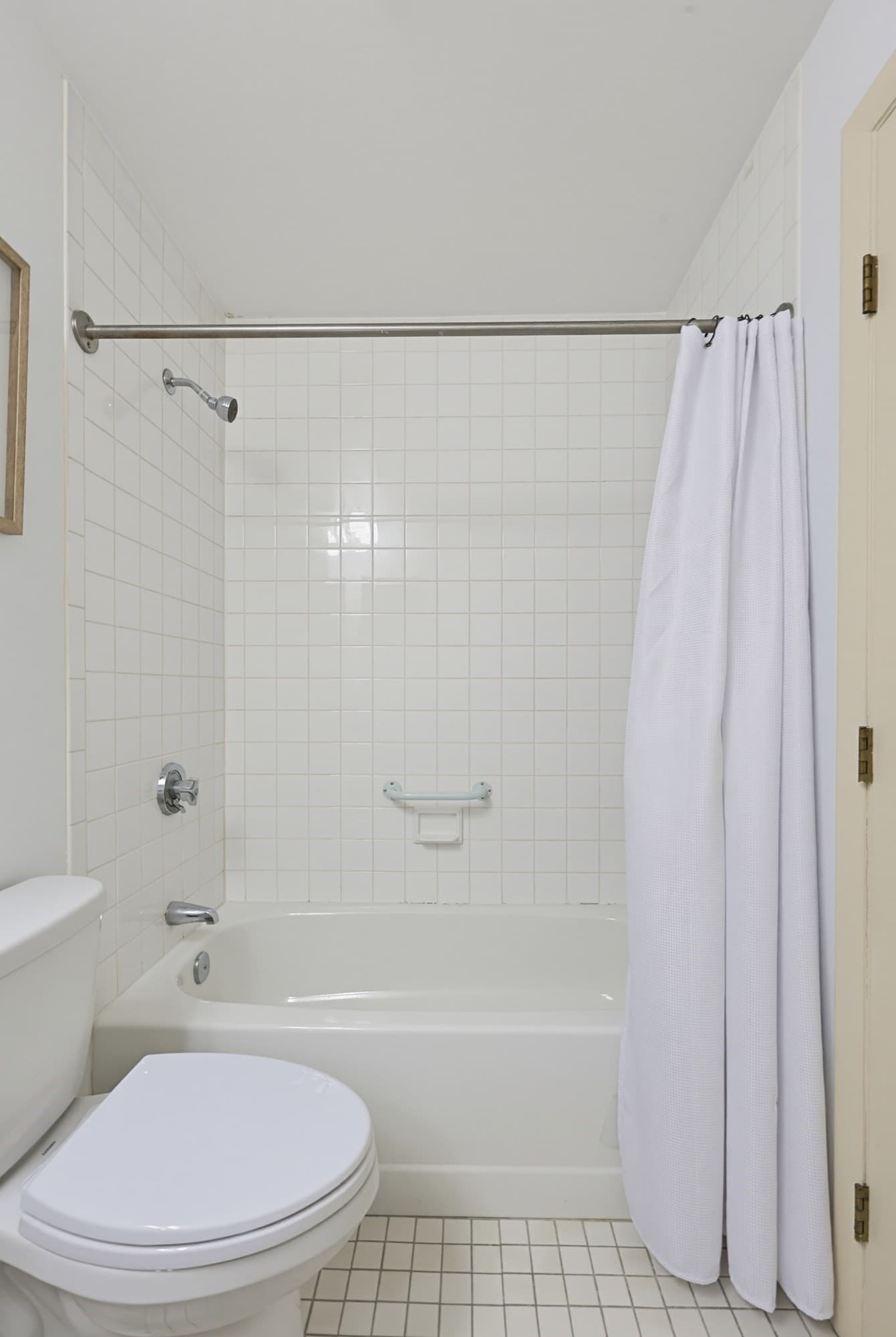 Condominium at 4 Summit Dr # 001, Reading MA 01867, Reading, photo 24 of 42