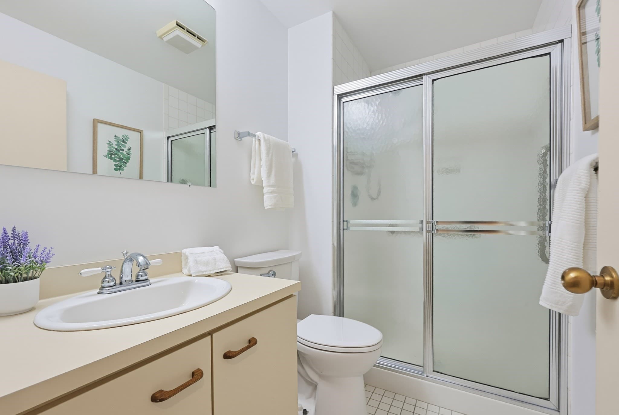 Condominium at 4 Summit Dr # 001, Reading MA 01867, Reading, photo 34 of 42