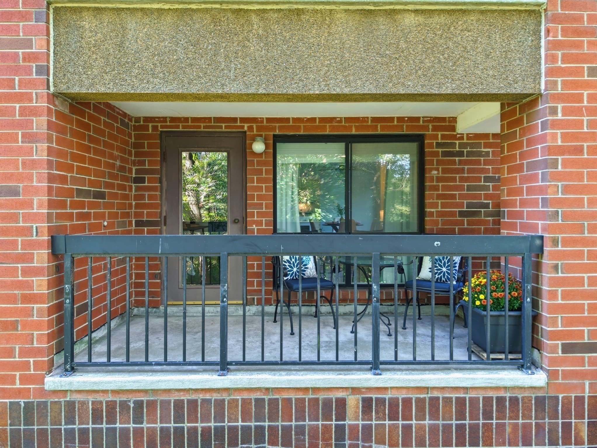 Condominium at 4 Summit Dr # 001, Reading MA 01867, Reading, photo 4 of 42