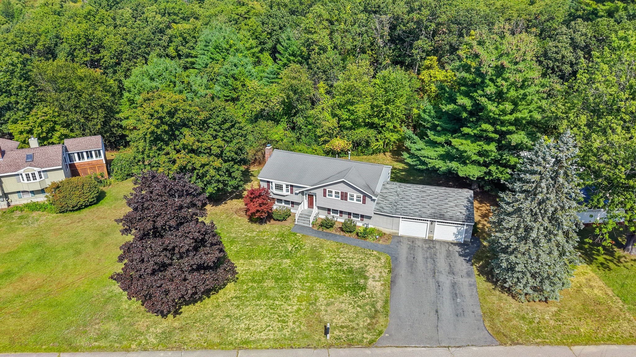 Single Family Residence at 8 Roaen Dr, Chelmsford MA 01863, Chelmsford, photo 36 of 39
