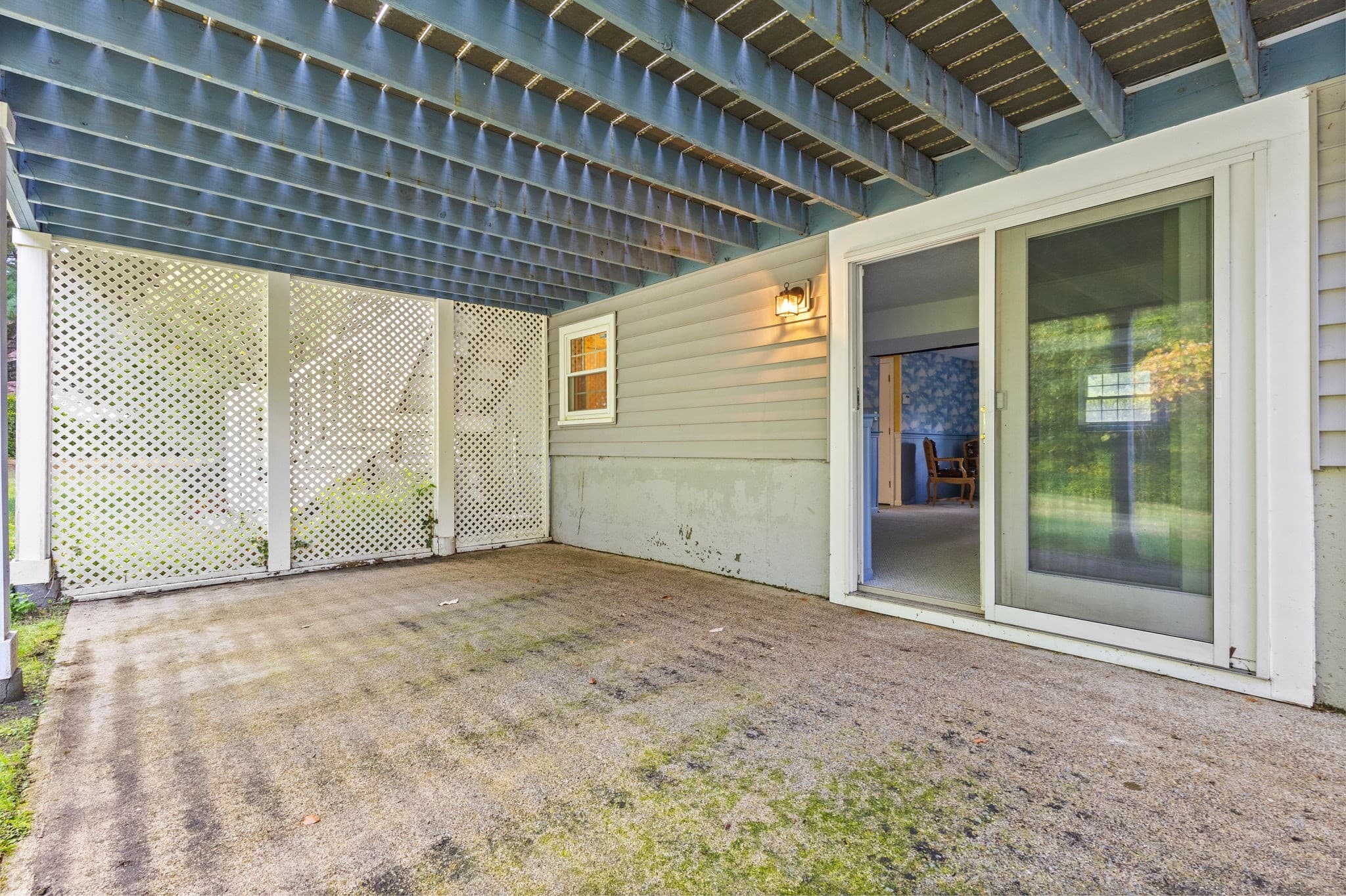 Single Family Residence at 8 Roaen Dr, Chelmsford MA 01863, Chelmsford, photo 30 of 39