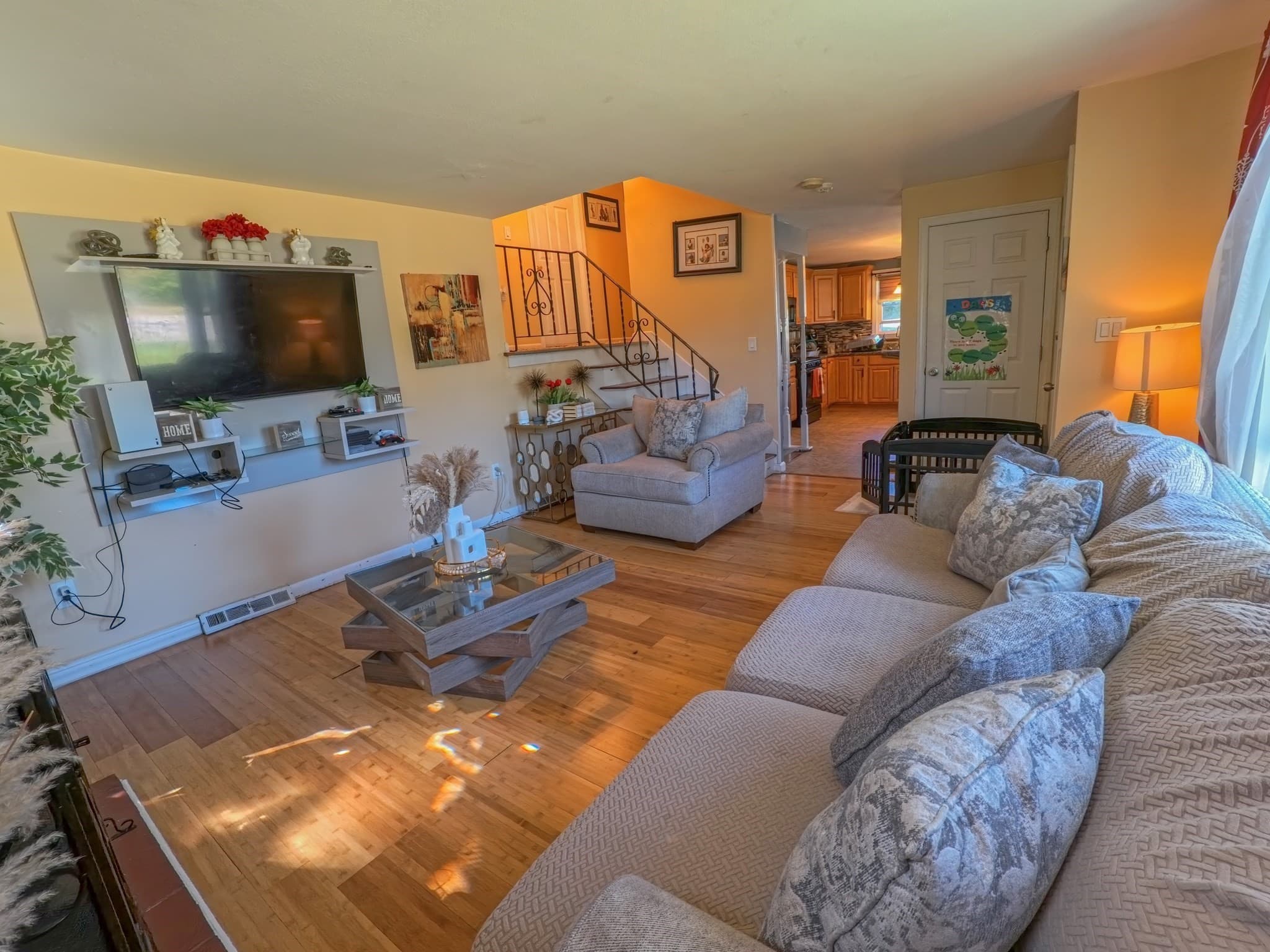 Single Family Residence at 19 Anawan St, Brockton MA 02302, Brockton, photo 10 of 33