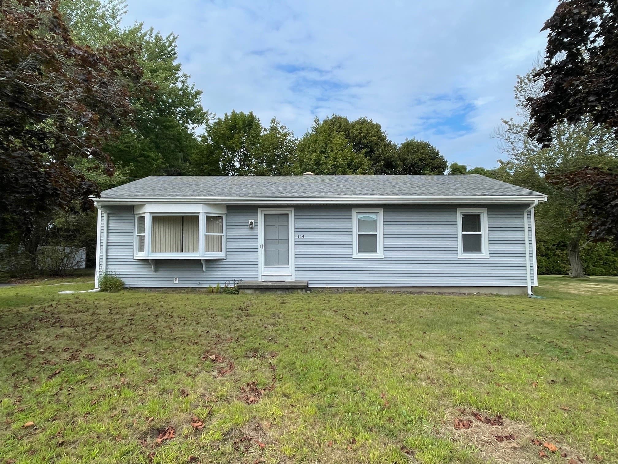 114 Folsom Ave, Somerset MA 02726