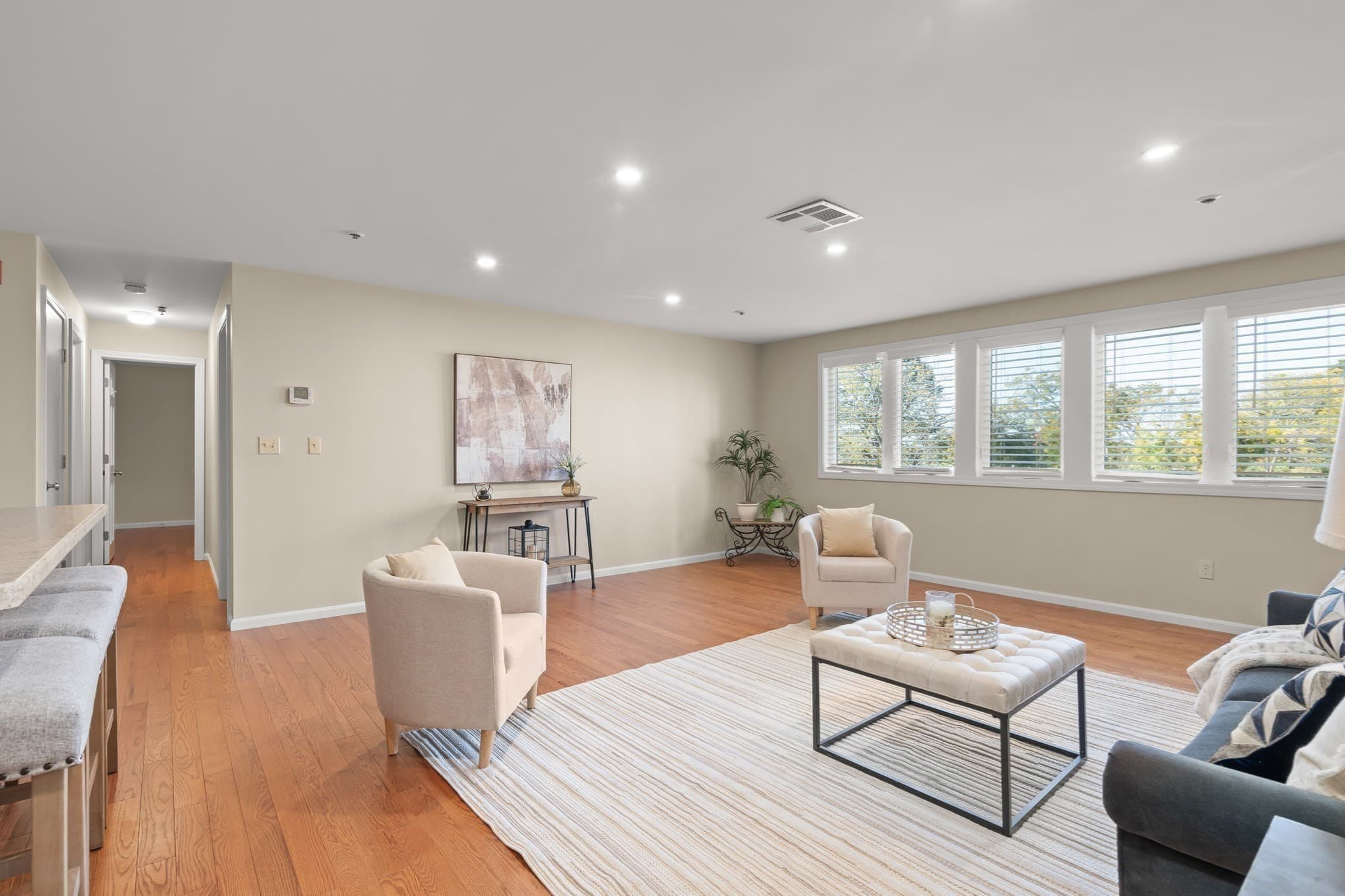 Condominium at 38 Dunham Rd # 204, Beverly MA 01915, Beverly, photo 9 of 27