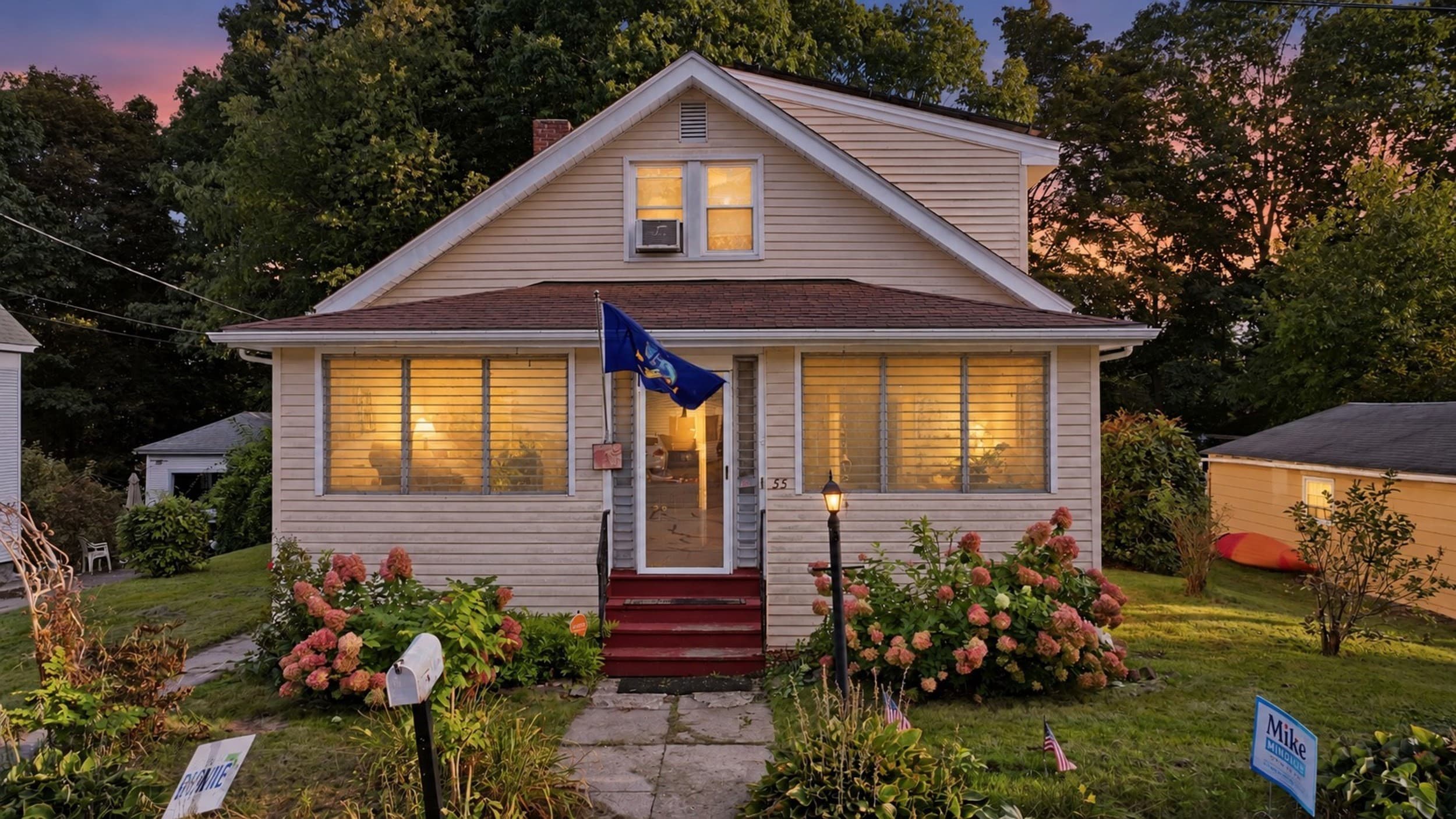 Single Family Residence at 55 Clover St, Worcester MA 01603, Worcester, photo 2 of 35
