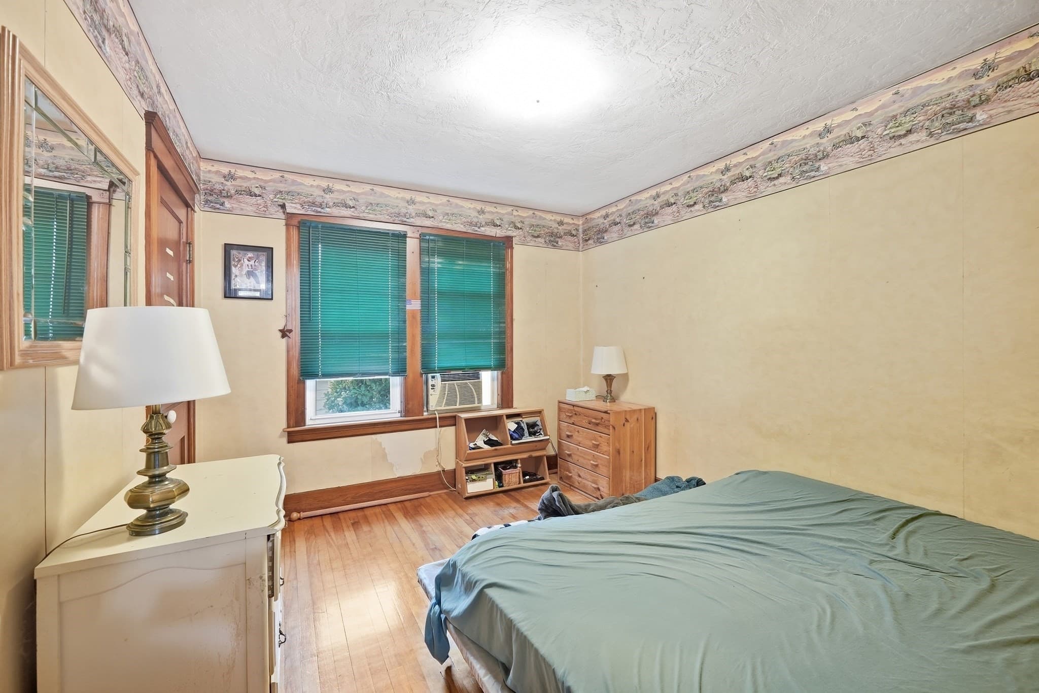 Single Family Residence at 55 Clover St, Worcester MA 01603, Worcester, photo 18 of 35