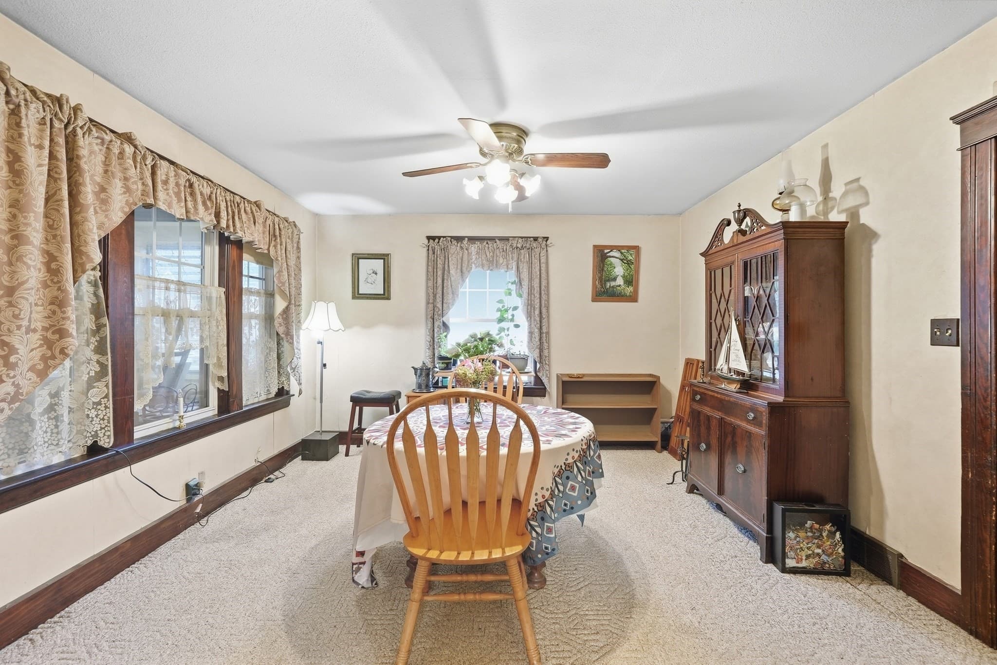 Single Family Residence at 55 Clover St, Worcester MA 01603, Worcester, photo 11 of 35