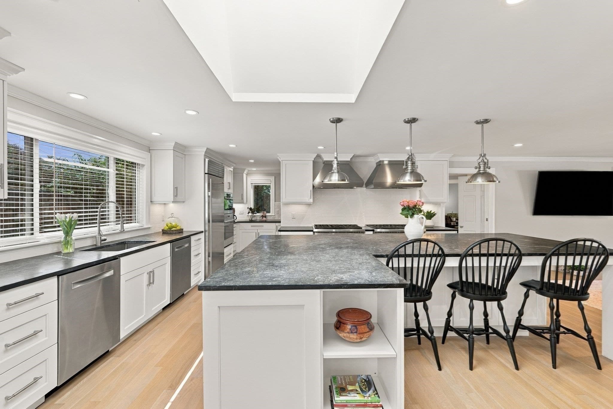 Single Family Residence at 15 Indianhead Cirlce, Marblehead MA 01945, Marblehead, photo 6 of 37