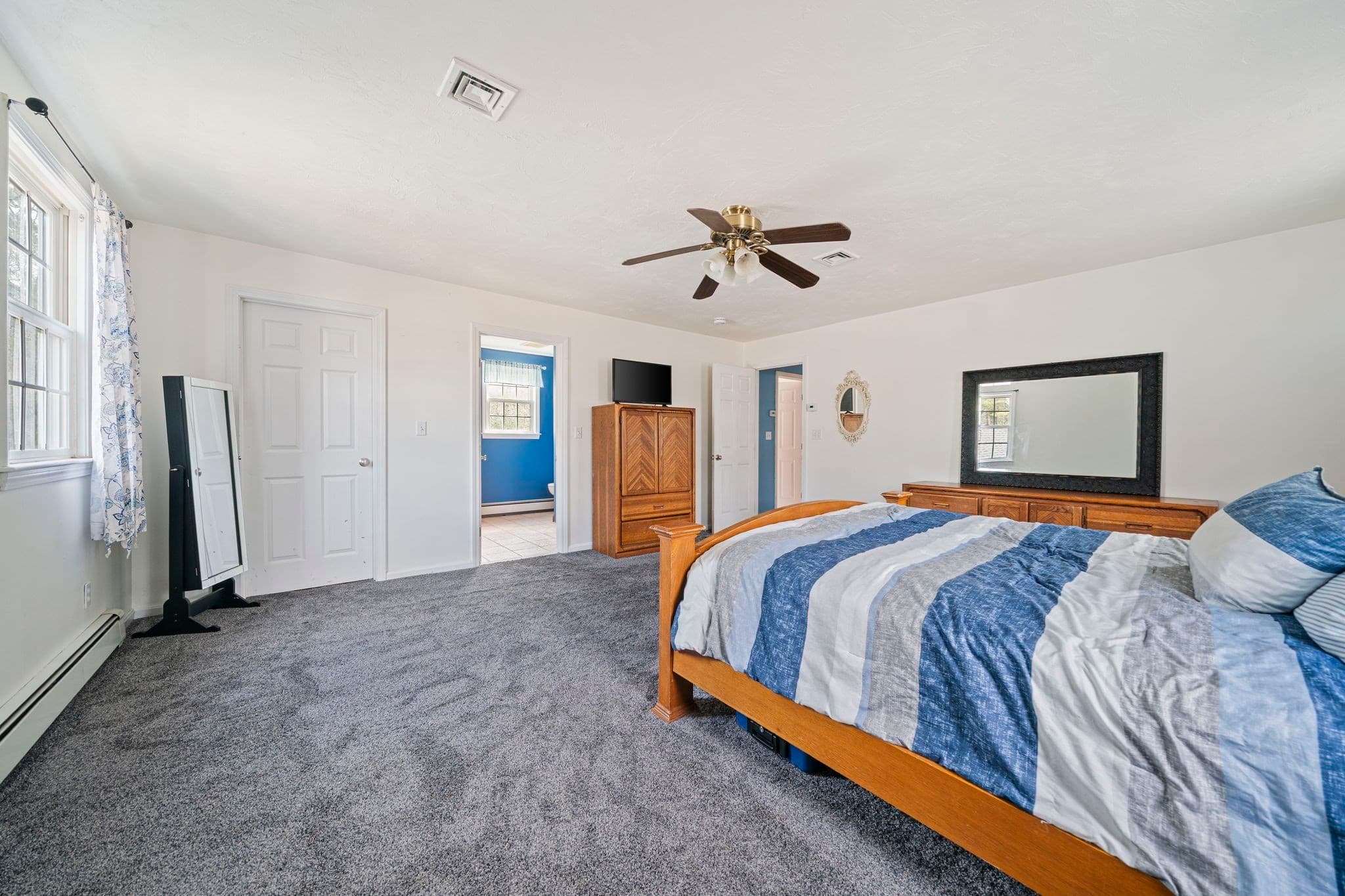 Single Family Residence at 15 Rockland St, Hanover MA 02339, Hanover, photo 17 of 42