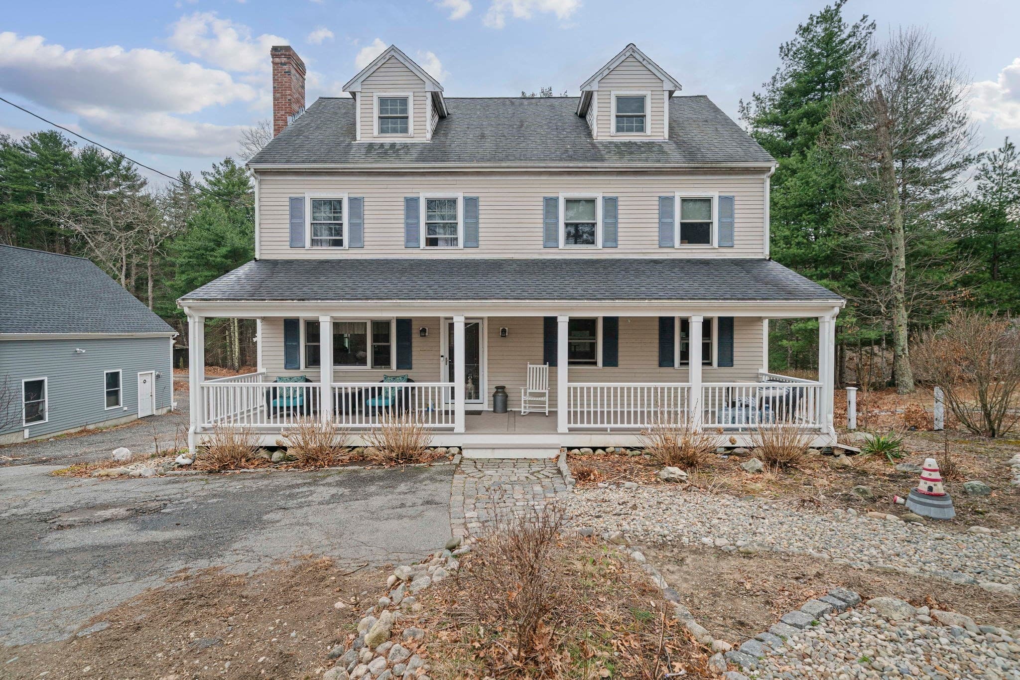 15 Rockland St, Hanover MA 02339