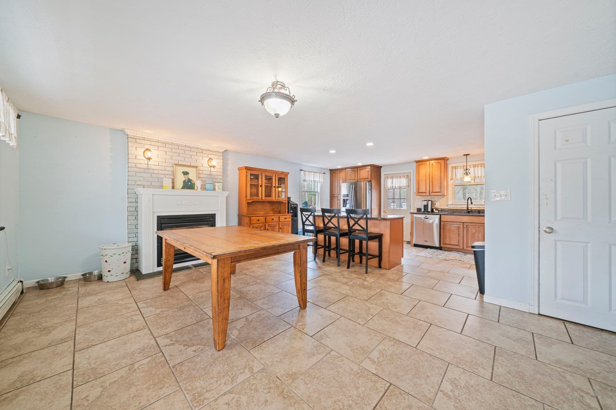 Single Family Residence at 15 Rockland St, Hanover MA 02339, Hanover, photo 11 of 42