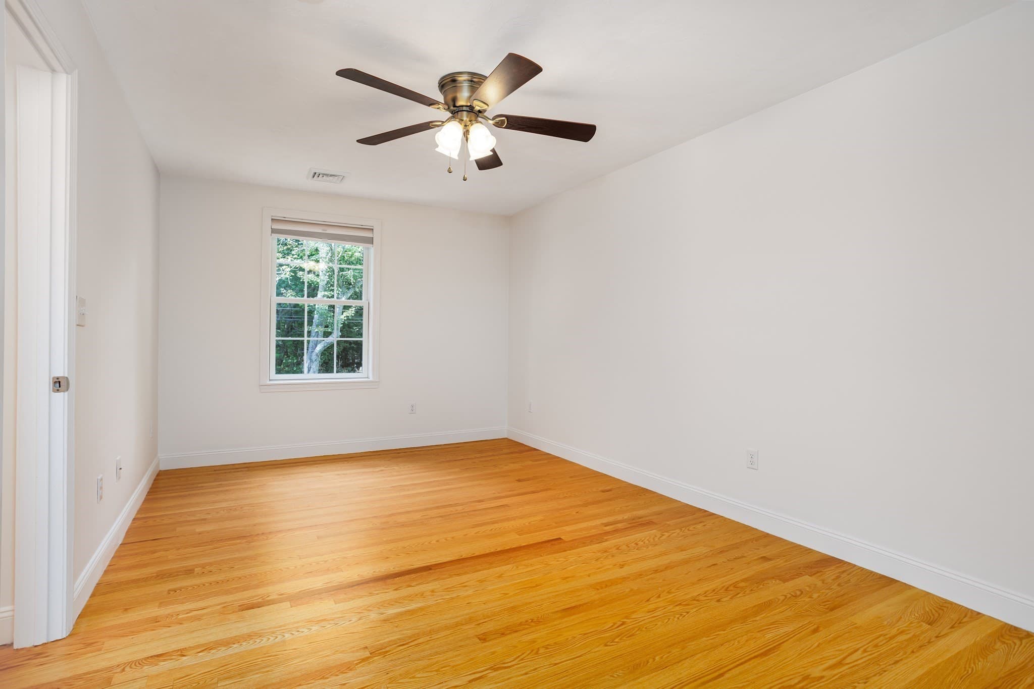 Single Family Residence at 662 Old Harvard Rd, Boxborough MA 01719, Boxborough, photo 17 of 34