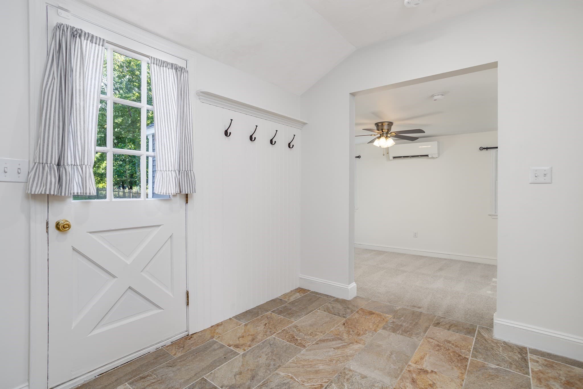 Single Family Residence at 662 Old Harvard Rd, Boxborough MA 01719, Boxborough, photo 8 of 34