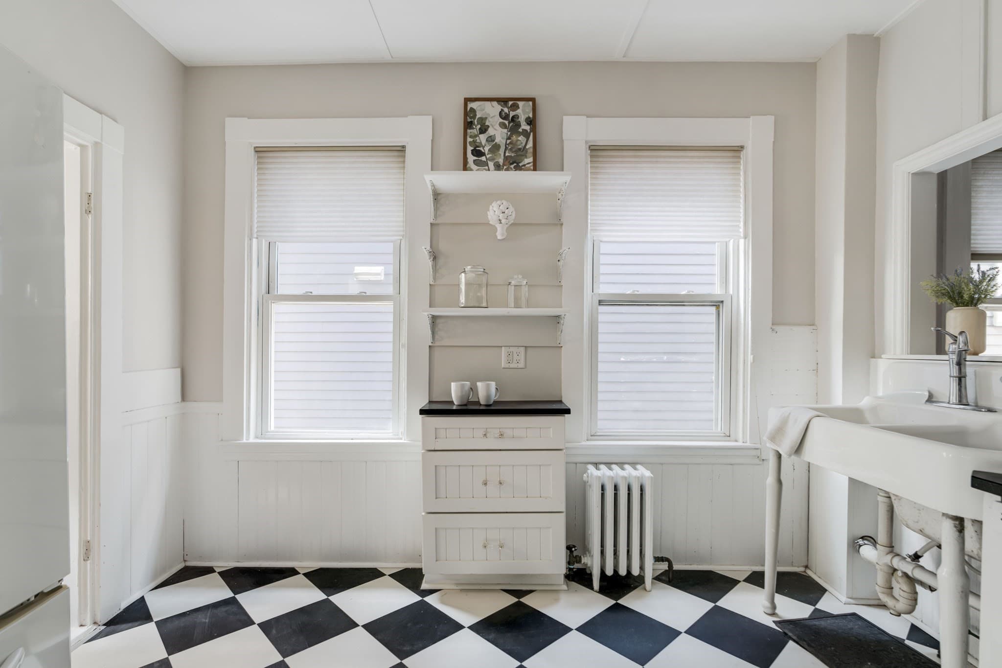 Condominium at 68 Antrim St. # 1, Cambridge MA 02139, Cambridge, photo 13 of 26