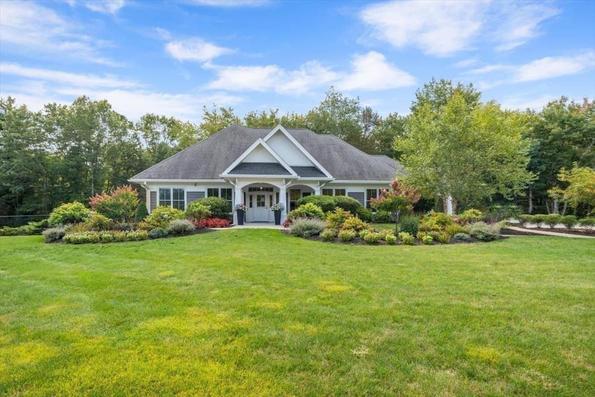 Single Family Residence at 2 Longwood Lane # 204, Hanover MA 02339, Hanover, photo 34 of 42