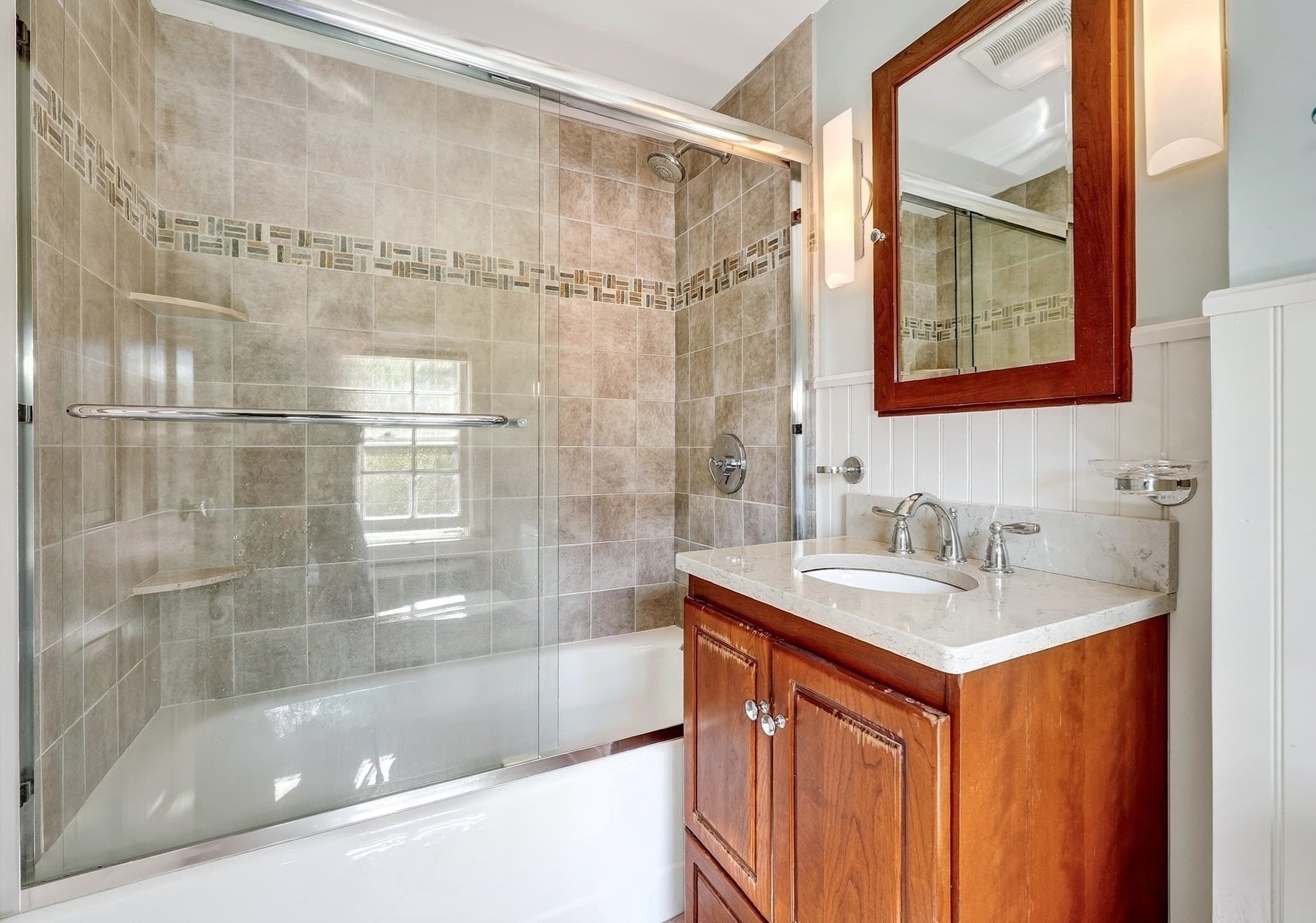 Single Family Residence at 219 Laurel Street, Melrose MA 02176, Melrose, photo 25 of 38