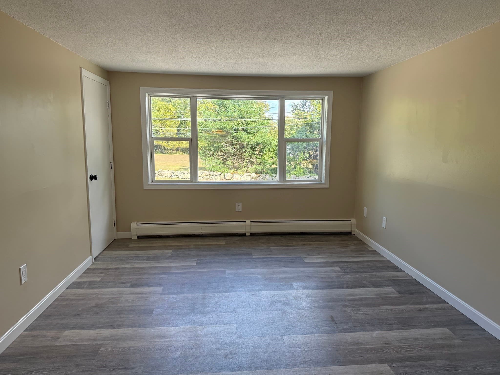 Condominium at 625 Gifford # 2S, Westport MA 02790, Westport, photo 6 of 14