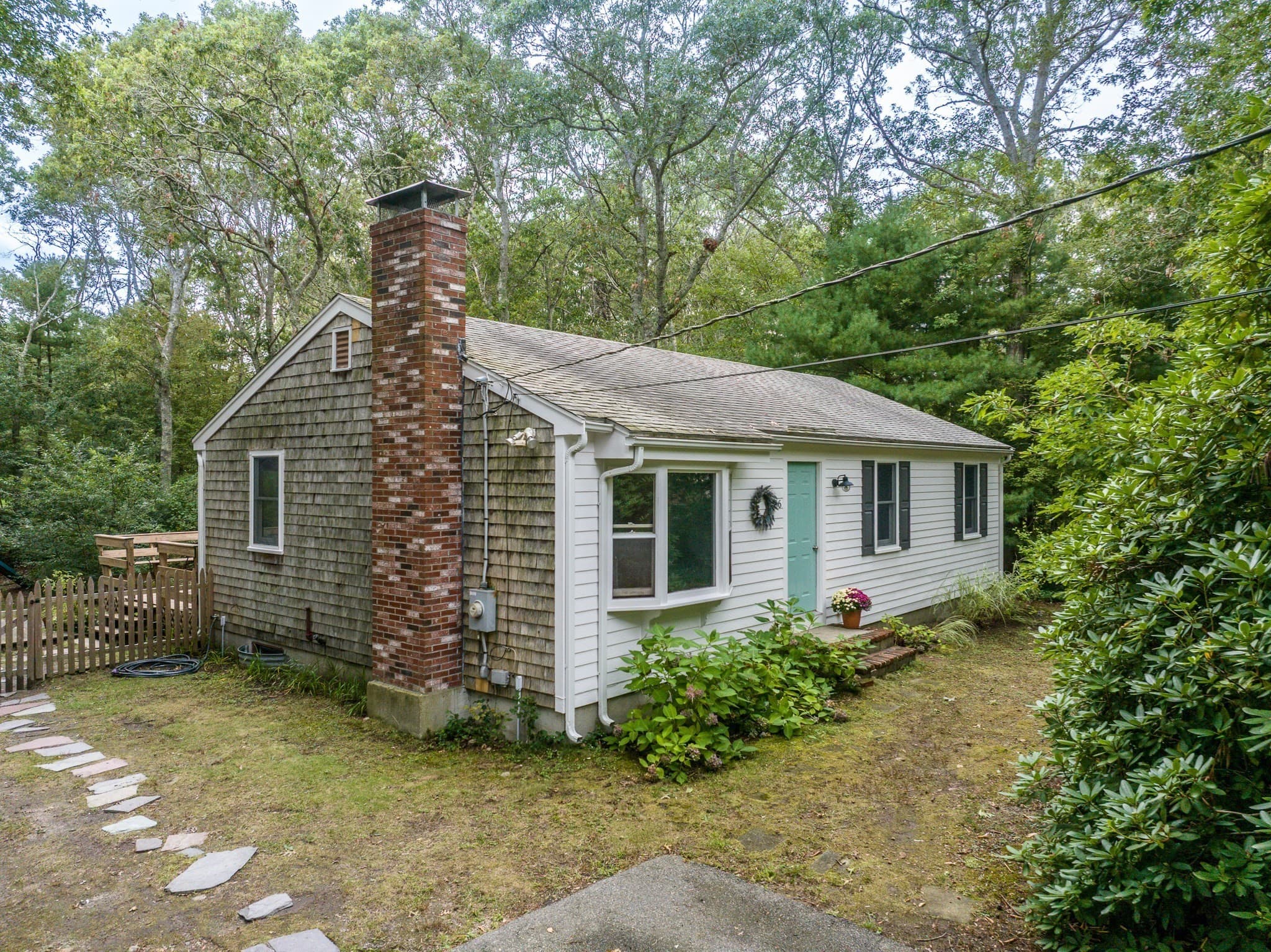 666 Boxberry Hill Rd, Falmouth MA 02536