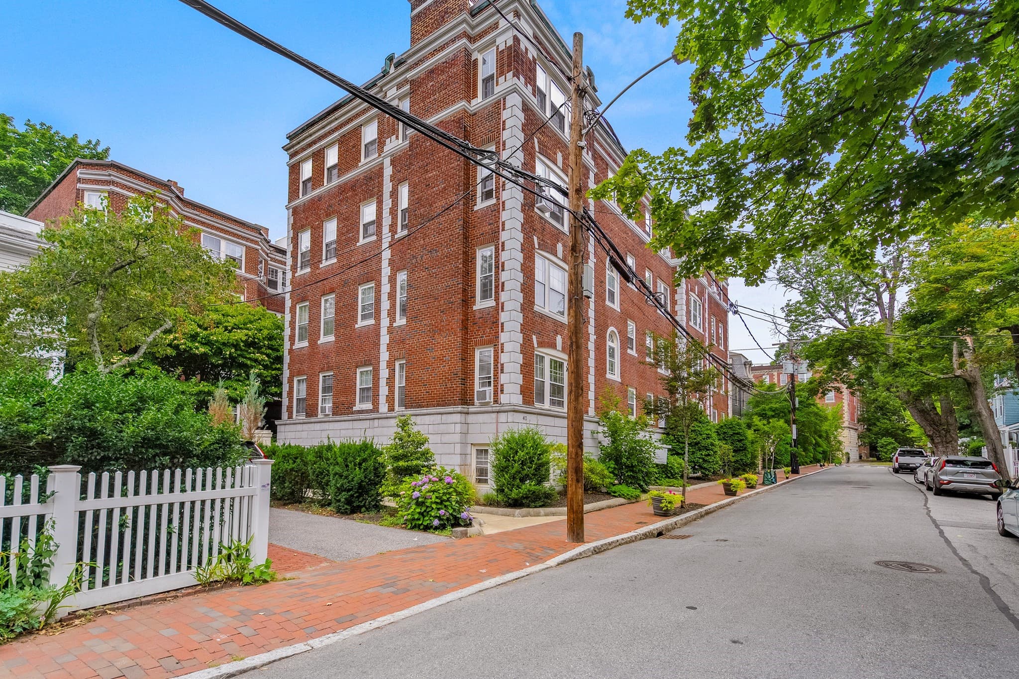 Condominium at 41 Bowdoin St # 25, Cambridge MA 02138, Cambridge, photo 21 of 23