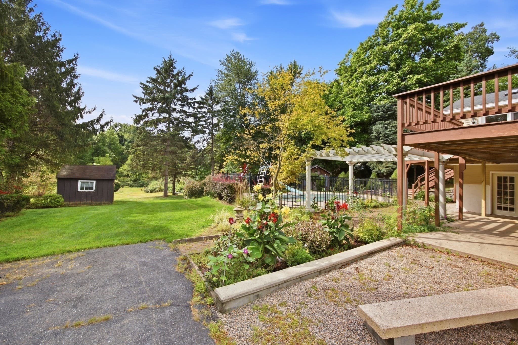 Single Family Residence at 12 Kensington Ave, East Longmeadow MA 01028, East Longmeadow, photo 27 of 37