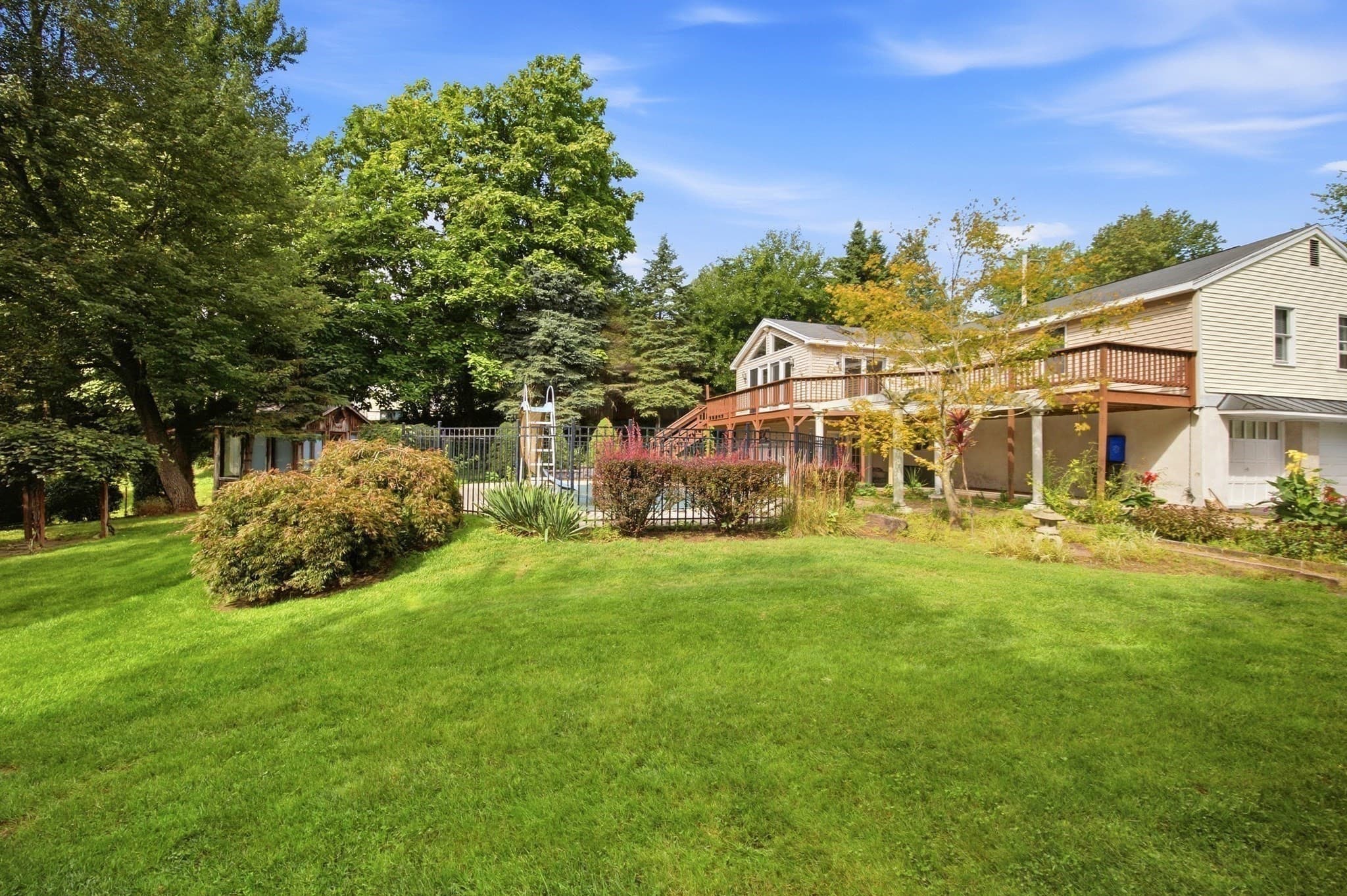 Single Family Residence at 12 Kensington Ave, East Longmeadow MA 01028, East Longmeadow, photo 29 of 37