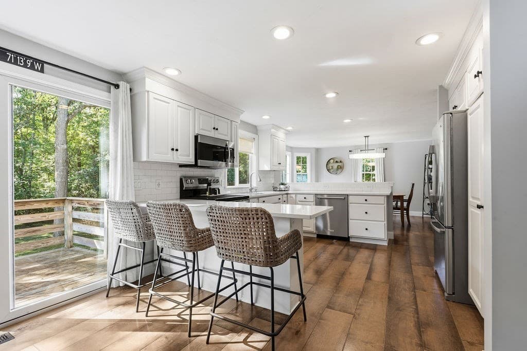 Single Family Residence at 15 River Edge Rd, Mansfield MA 02048, Mansfield, photo 3 of 42